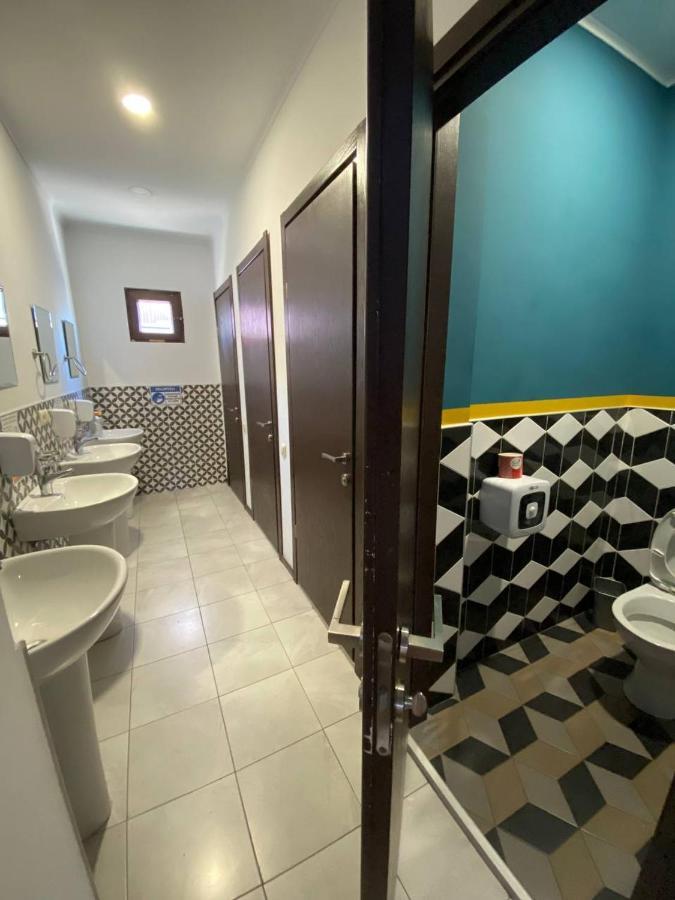 City Centre Hostel 3 Batumi Bagian luar foto
